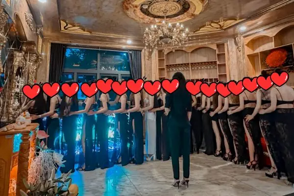 크라운 가라오케 사진