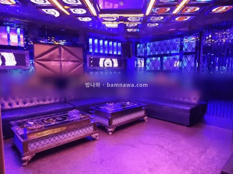 크라운 가라오케 사진